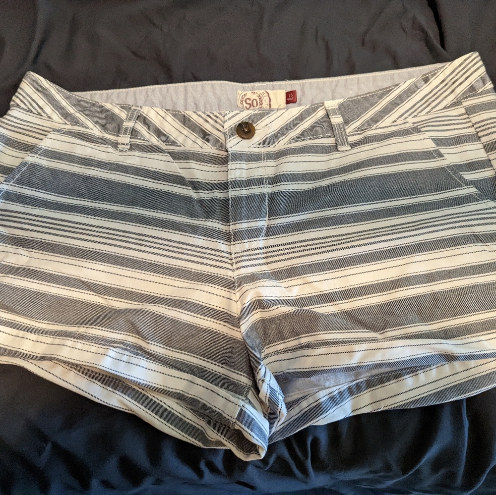 SO juniors striped shorts